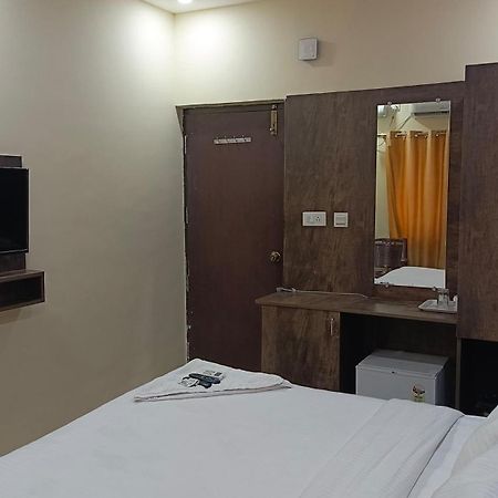Pph Royal Gs Comforts Opp Mall Of Asia Bangalore Bagian luar foto